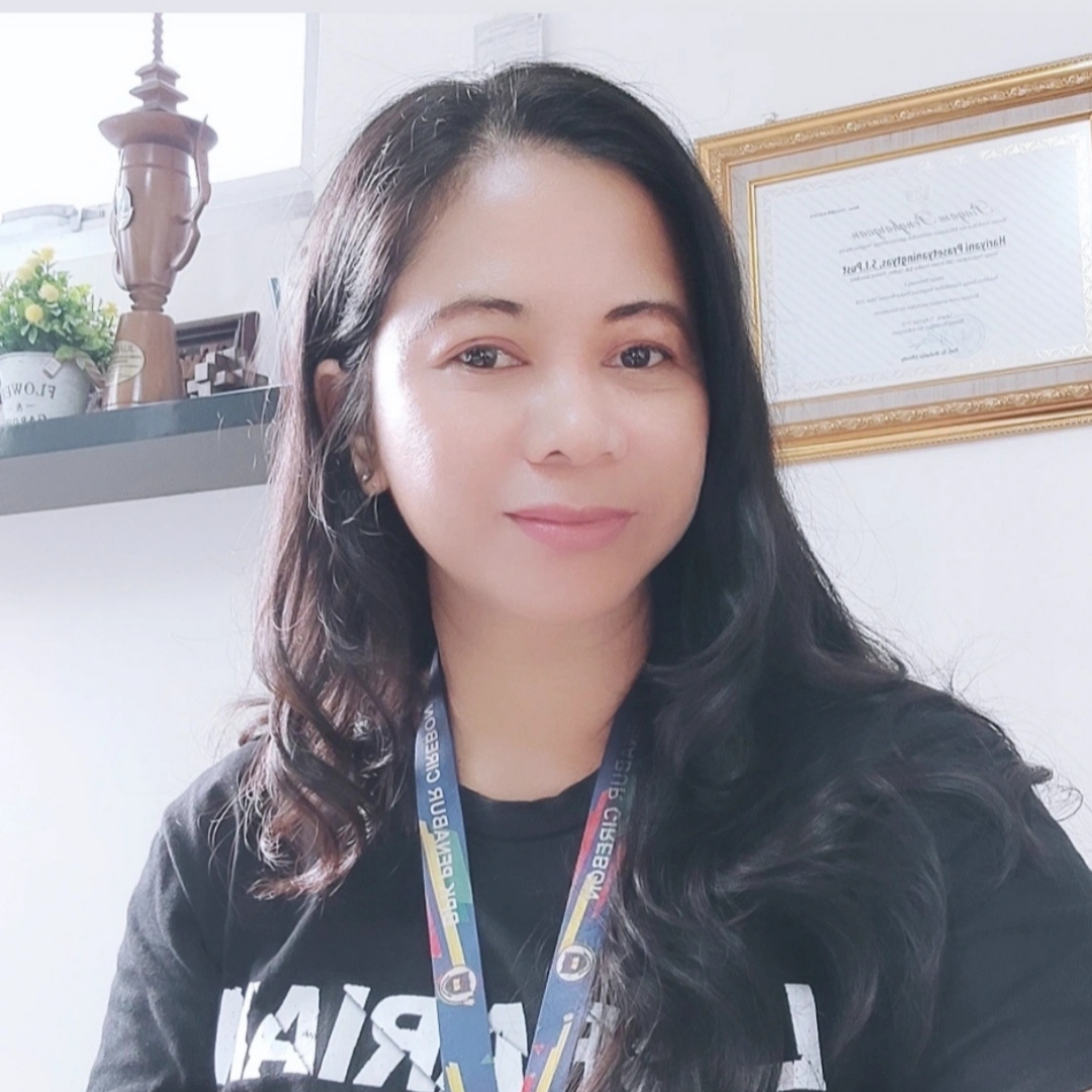 Hariyani Prasetyaningtas, S.Pus